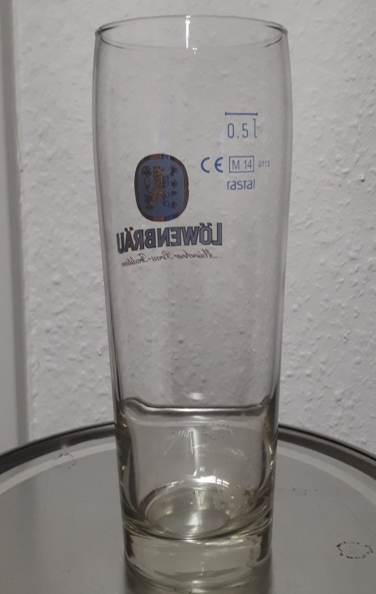 lowenbrau stein glass