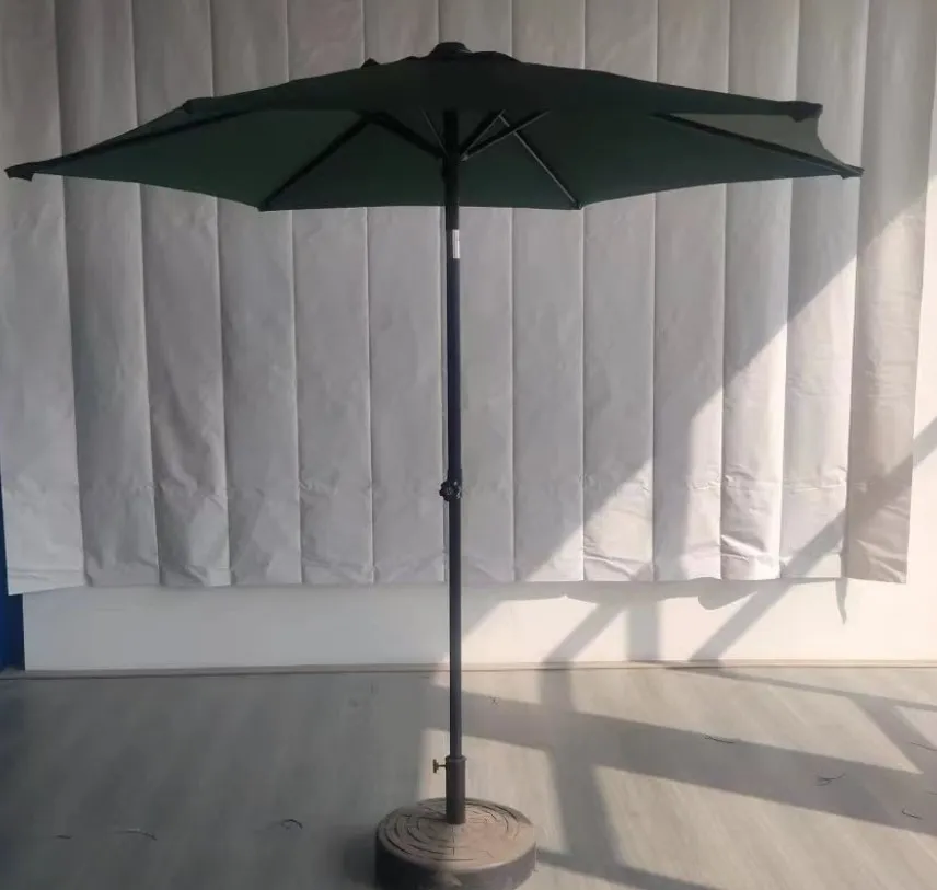 Beer-Garden-Round-Umbrella